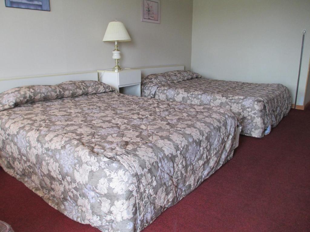 New Hamburg Newburg Inn Motel מראה חיצוני תמונה