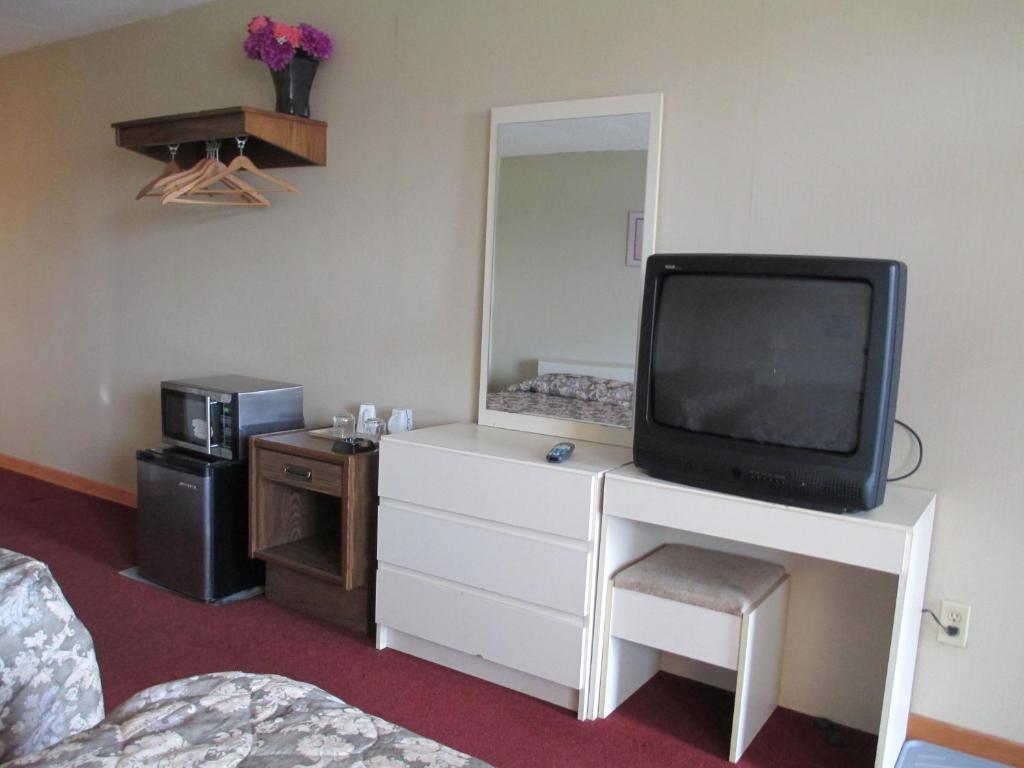 New Hamburg Newburg Inn Motel מראה חיצוני תמונה
